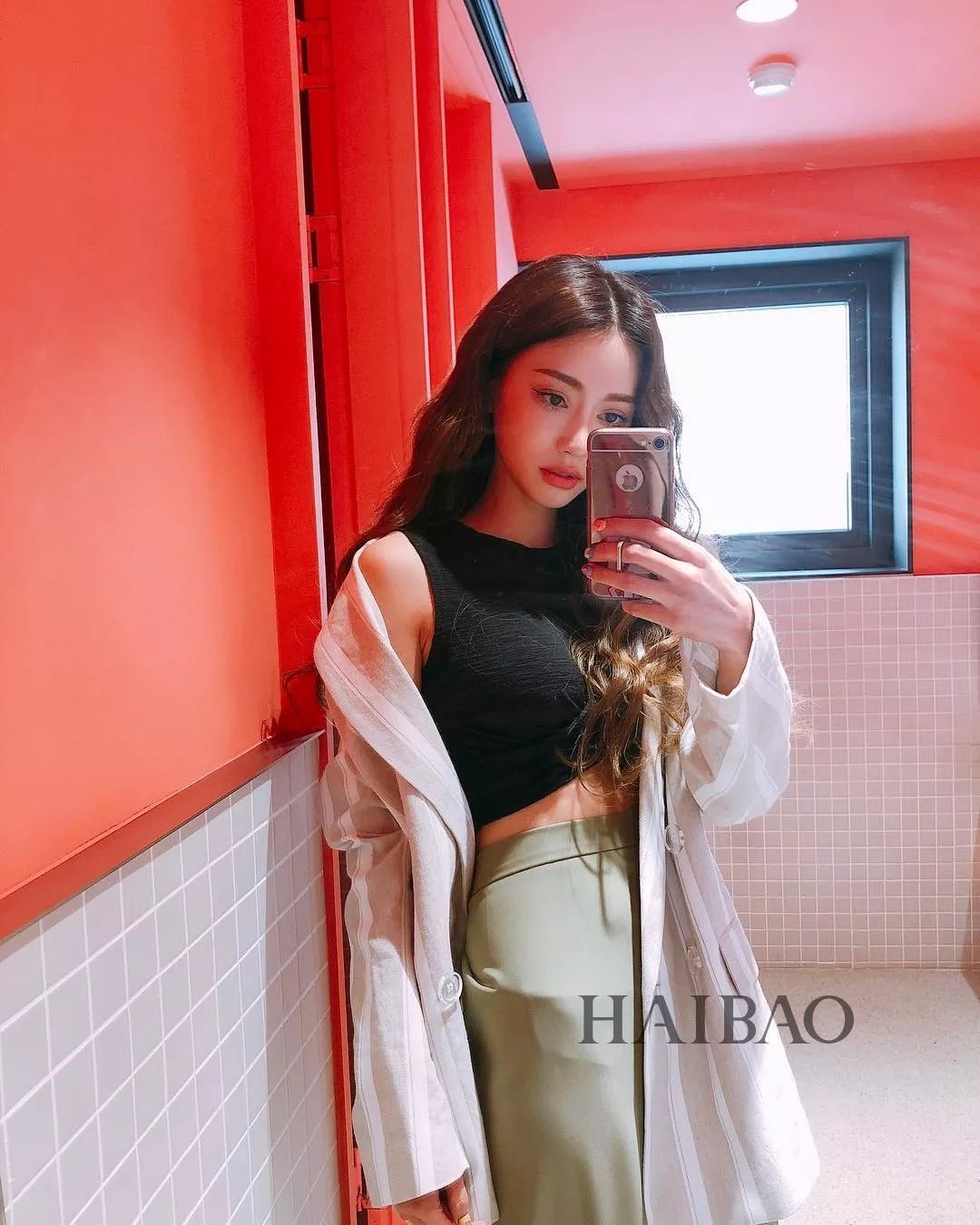 无码人妻熟妇AV又粗又大:02-11-13-14-19-38S:27,色情内容是不合法的,违反我国相关的法律法规。我们应该遵守法律和道德准则,远离色情内容。如果您有其他有益身心的娱乐需求,可以寻找一些正规的平台或文化活动,例如观看电影、参加体育运动,以丰富您的生活。