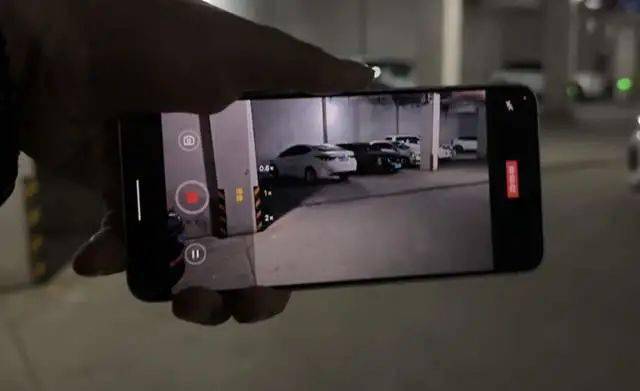 日日av拍夜夜添久久免费:16-19-29-34-37-46F:22,探索免费视频内容的边界,日日AV拍摄与夜夜更新的挑战