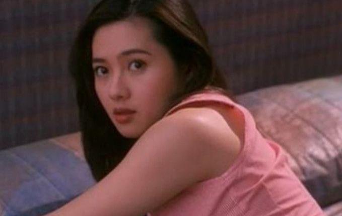 免费无码av片在线观看:05-12-18-23-28-32F:06,色情内容是不合法的,违反我国相关的法律法规。我们应该遵守法律和道德准则,远离色情内容。如果您有其他有益身心的娱乐需求,可以寻找一些正规的平台或文化活动,例如观看电影、参加体育运动,以丰富您的生活。