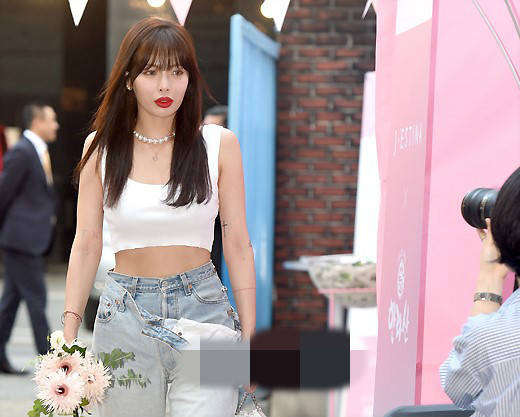 强奷漂亮雪白丰满少妇AV:01-10-12-28-31-37J:05,关于强奷漂亮雪白丰满少妇的探讨