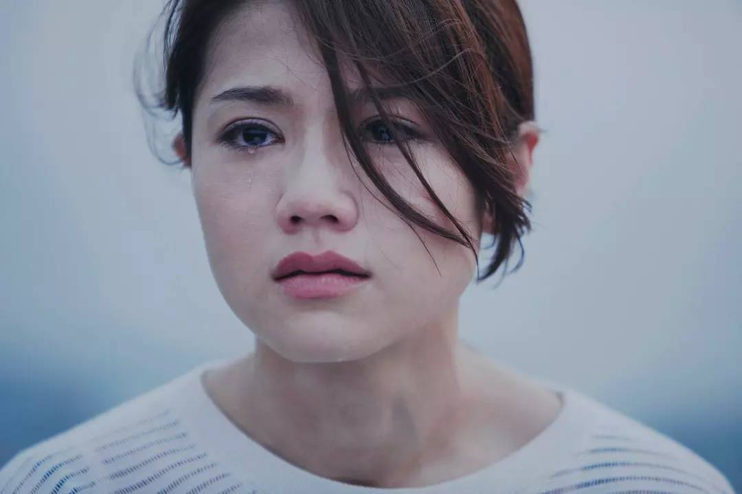 香港三日本三级少妇三级视频:24-29-30-32-33-34H：31,色情内容是不合法的，违反我国相关的法律法规。我们应该遵守法律和道德准则，远离色情内容。如果您有其他有益身心的娱乐需求，可以寻找一些正规的平台或文化活动，例如观看电影、参加体育运动，以丰富您的生活。