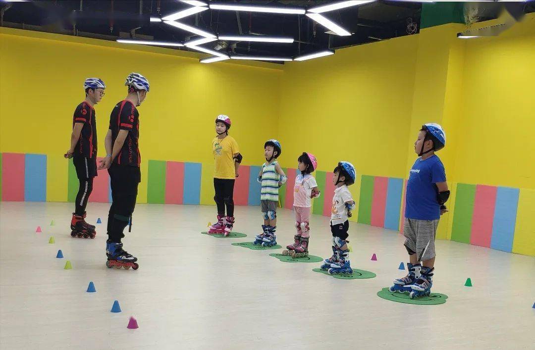 在人线AV无码免费高潮喷水:05-06-14-16-37-42R：24,探索在线娱乐新领域，人线AV无码免费的高潮体验