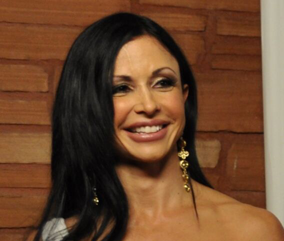 久久久久亚洲AV成人人电影:03-09-12-22-46-49T：35,久久久久亚洲AV成人电影，探索成人娱乐的新视界