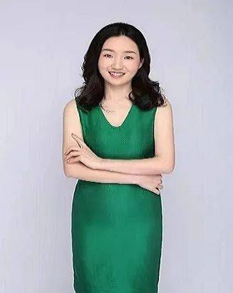 无码人妻精品一区二区三区66:08-13-19-27-35-37T:09,色情内容是不合法的,违反我国相关的法律法规。我们应该遵守法律和道德准则,远离色情内容。如果您有其他有益身心的娱乐需求,可以寻找一些正规的平台或文化活动,例如观看电影、参加体育运动,以丰富您的生活。