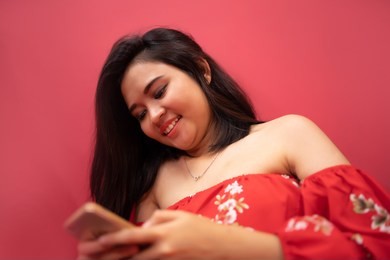 亚洲性线免费观看视频成熟:06-23-25-28-37-45Q:10,探索亚洲性线文化,成熟视频的魅力与影响