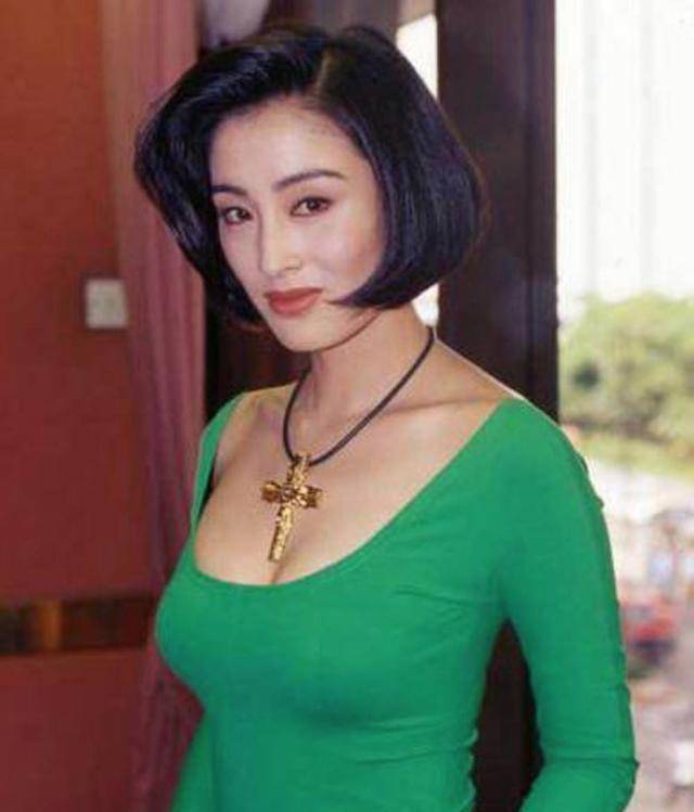 人妻丰满熟妇AV无码区APP:02-09-24-39-43-49P:26,探索成人娱乐领域,关于人妻丰满熟妇AV无码区APP的探讨