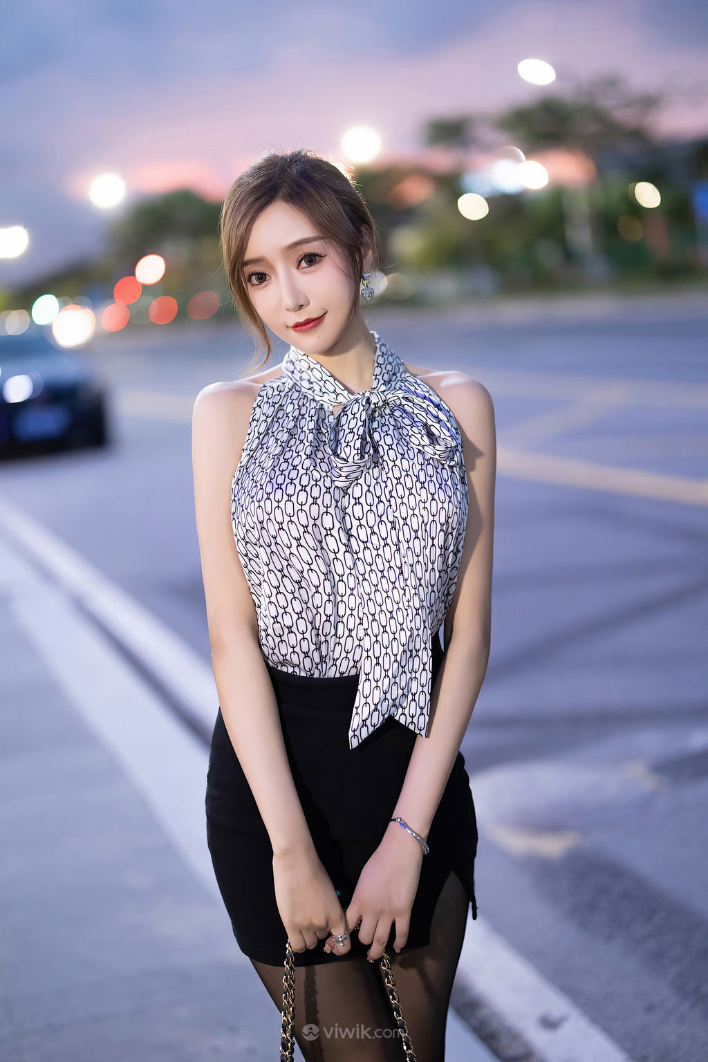 99久久国产综合精品女图图等你:04-08-20-21-30-49U:44,探索99久久国产综合精品女图图的魅力之旅,一场视觉盛宴等你来体验