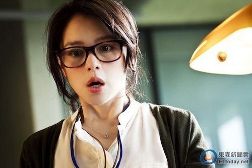 亚洲成Av人片在线观看不卡:06-11-23-27-33-43P:18,亚洲成人影视在线观看的发展与现状,探索优质观看体验