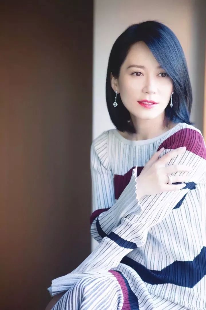 人妻无码一区二区三区:03-06-34-39-47-48Y:47,色情内容是不合法的,违反我国相关的法律法规。我们应该遵守法律和道德准则,远离色情内容。如果您有其他有益身心的娱乐需求,可以寻找一些正规的平台或文化活动,例如观看电影、参加体育运动,以丰富您的生活。