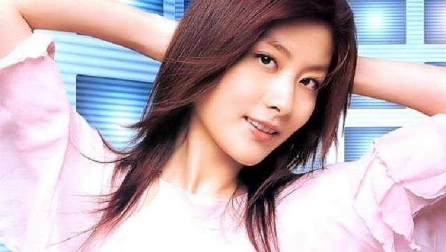 人妻无码一区二区三区:03-06-34-39-47-48Y:47,色情内容是不合法的,违反我国相关的法律法规。我们应该遵守法律和道德准则,远离色情内容。如果您有其他有益身心的娱乐需求,可以寻找一些正规的平台或文化活动,例如观看电影、参加体育运动,以丰富您的生活。