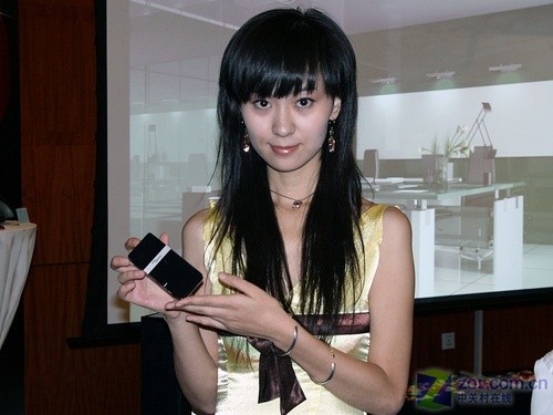 少妇人妻在线无码天堂视频网:05-11-16-28-37-38H:35,探索网络世界,少妇人妻在线视频与数字时代的边界