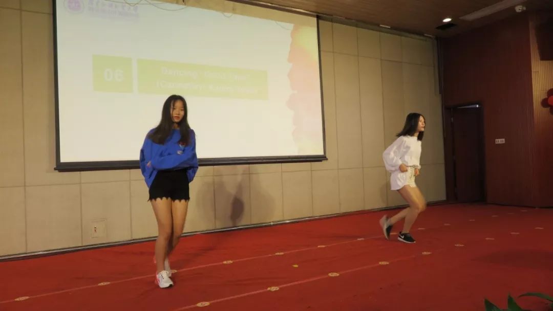 国产丝袜无码一区二区三区视频:03-08-09-28-33-49K：10,探索国产丝袜的魅力，无码一区、二区、三区的独特风情