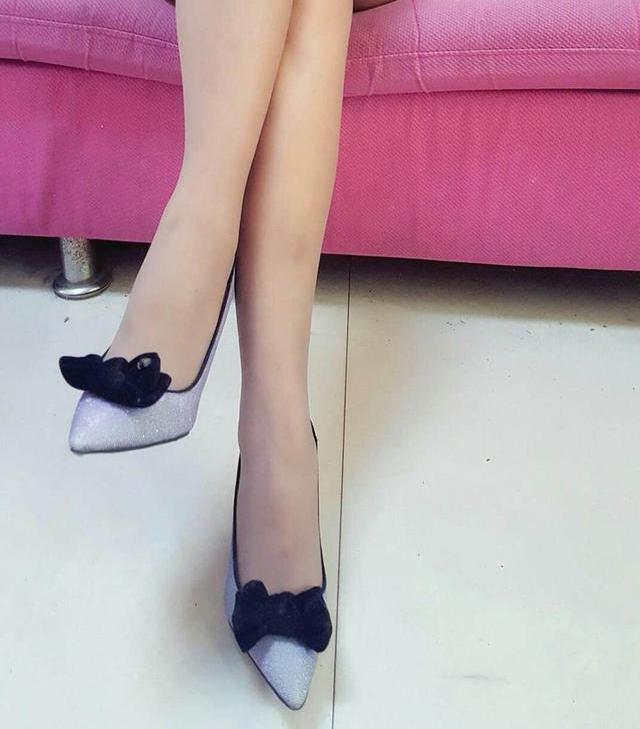 精品国产丝袜黑色高跟鞋:01-06-08-20-30-35U:42,精品国产丝袜与黑色高跟鞋的魅力,一场时尚与品味的完美融合