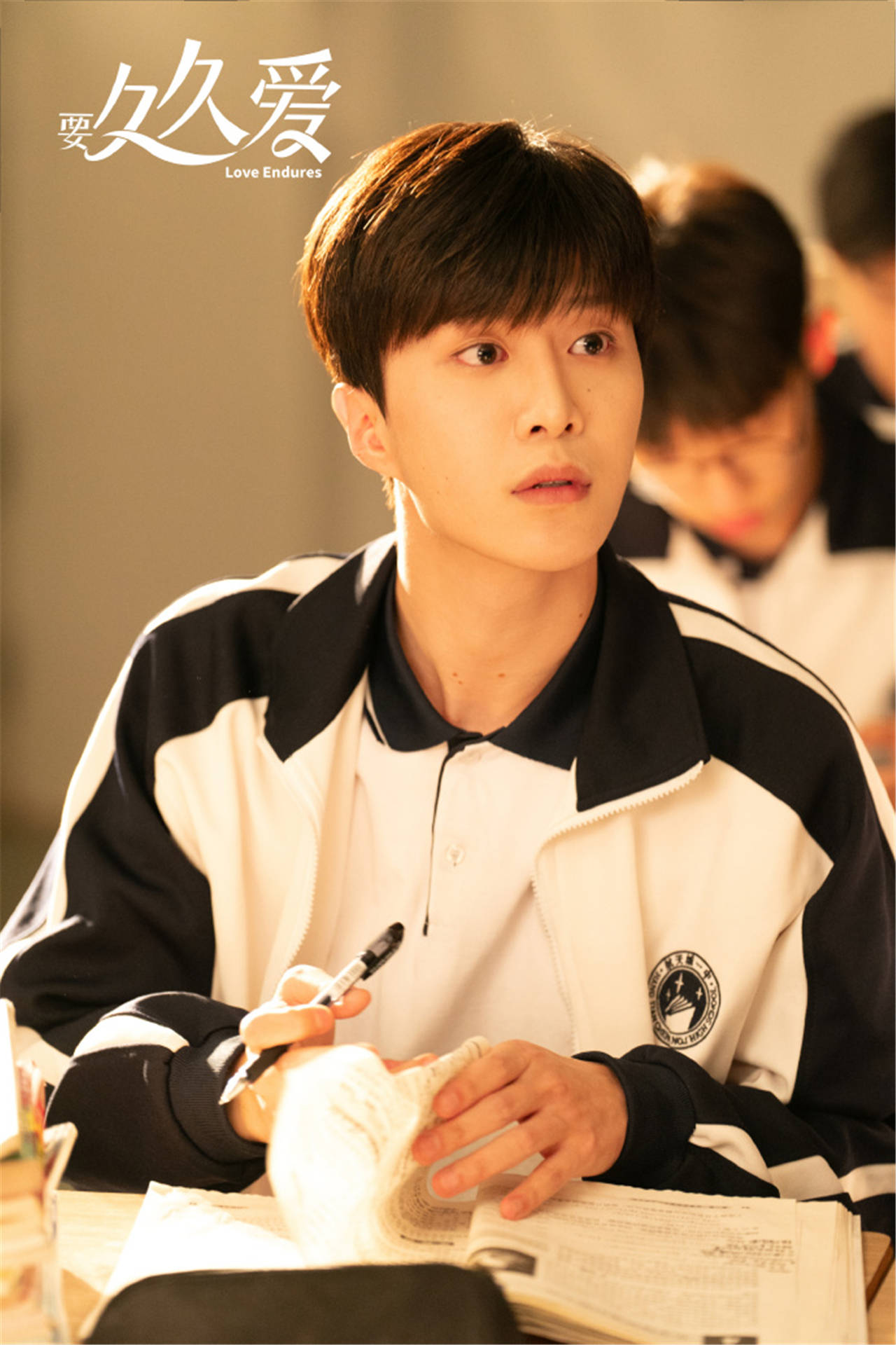 久久久久久久亚洲AV无码:09-22-30-35-38-39F:42,久久久久久久亚洲精品无码,探索成人娱乐的新视界