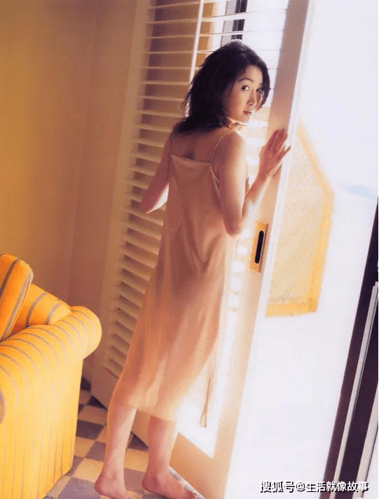 香港三日本8A三级少妇三级99:05-09-19-30-40-46K:24,香港风情,探索成熟魅力与私密影像的世界