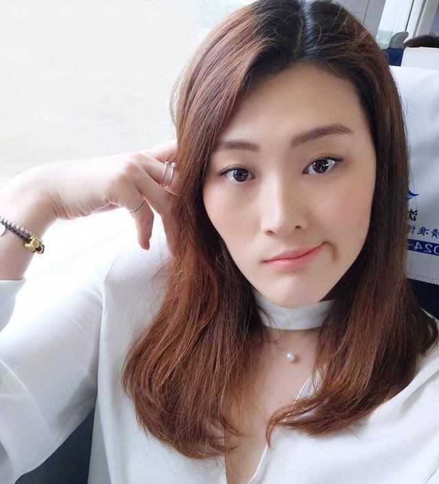 狠狠色丁香婷婷综合久久来来去:07-10-17-24-32-41D:40,狠狠色丁香婷婷的综合之旅,一场时空的探寻与体验