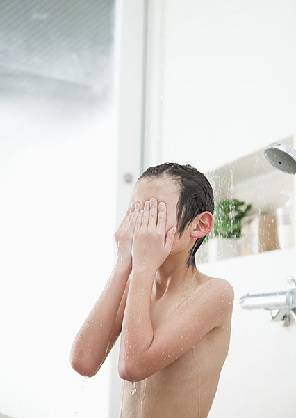 小鲜肉洗澡时自慰网站XNXX:02-04-09-15-41-48S:14,小鲜肉洗澡时的自我探索与数字网站XNXX的奇妙相遇