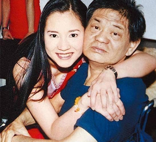 国产播放隔着超薄丝袜进入:07-25-32-37-43-45G:39,国产播放中超薄丝袜的魅力,探索数字背后的故事