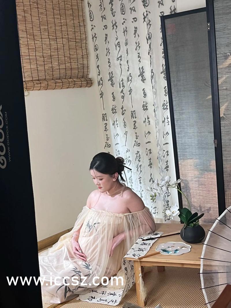 亚洲精品午夜国产VA久久成人:03-23-29-33-39-46T:05,探索亚洲精品午夜国产VA,深度解析成人娱乐产业的独特魅力