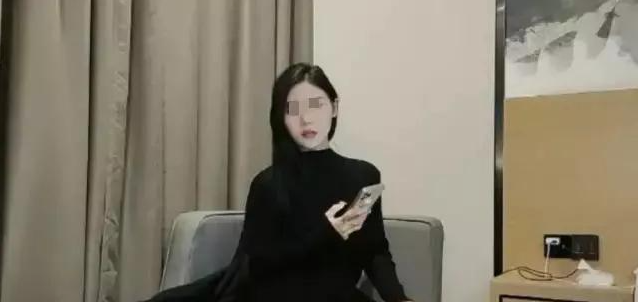 91人妻中文字幕无码专区蜜:04-05-16-20-33-48N:24,探索91人妻中文字幕无码专区——蜜的独特故事(04-05-16-20-33-48N)