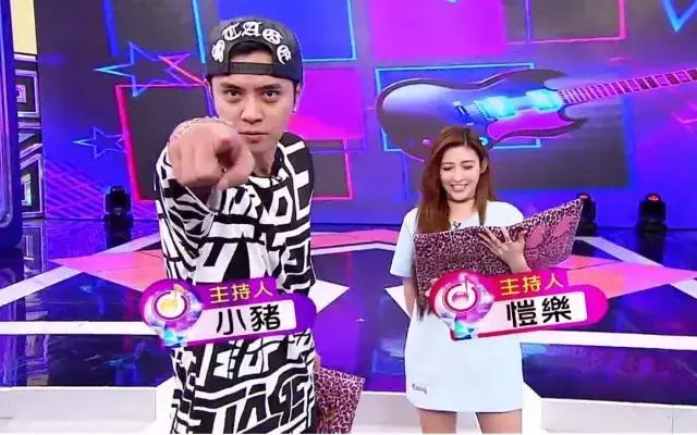 无码人妻αⅤ免费一区二区三区:04-06-22-36-38-45U:46,色情内容是不合法的,违反我国相关的法律法规。我们应该遵守法律和道德准则,远离色情内容。如果您有其他有益身心的娱乐需求,可以寻找一些正规的平台或文化活动,例如观看电影、参加体育运动,以丰富您的生活。