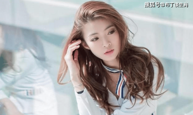 无码人妻αⅤ免费一区二区三区:04-06-22-36-38-45U:46,色情内容是不合法的,违反我国相关的法律法规。我们应该遵守法律和道德准则,远离色情内容。如果您有其他有益身心的娱乐需求,可以寻找一些正规的平台或文化活动,例如观看电影、参加体育运动,以丰富您的生活。