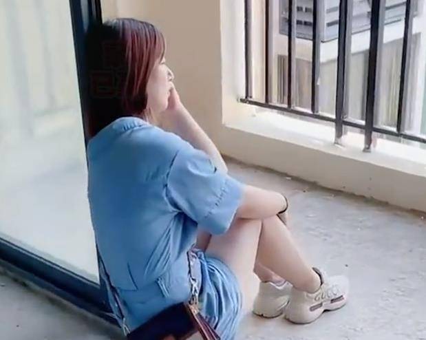 久久久久人妻精品一区三寸蜜桃:15-21-29-32-41-46B:44,久久久久人妻精品一区,探索蜜桃的韵味与情感的交织