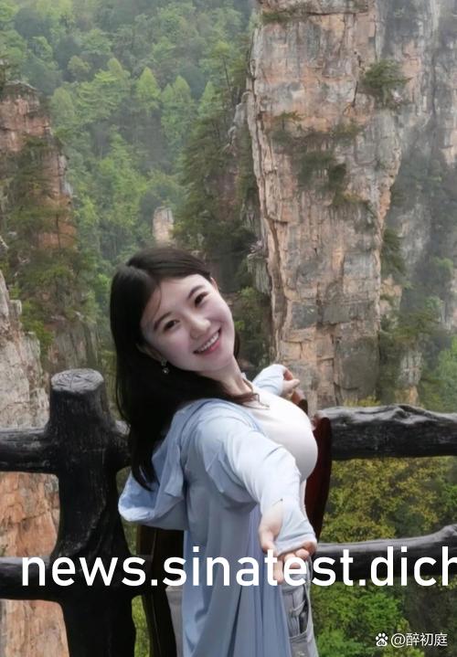 免费无码AV片在线观看潮喷:02-11-18-23-46-47E:09,色情内容是不合法的,违反我国相关的法律法规。我们应该遵守法律和道德准则,远离色情内容。如果有其他有益身心的娱乐需求,可以寻找一些正规的平台或文化活动,例如观看电影、参加体育运动、学习知识等,以丰富您的生活。