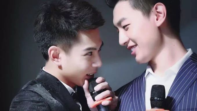 国产男小鲜肉同志免费:05-16-23-26-30-38V:47,国产男小鲜肉同志的魅力时光,免费探索之旅(关键词,05-16-23-26-30-38V,47)