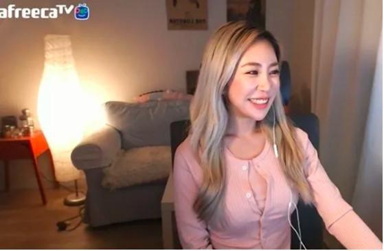 欧美色欧美亚洲高清在线观看:06-08-26-36-38-49T:26,欧美亚洲高清在线观看,跨文化影视交流的新时代