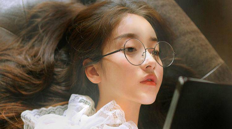 亚洲精品无码久久毛片波多野吉衣:01-06-09-16-21-33Y:10,探索亚洲精品,无码久久的文化魅力与波多野吉衣的独特艺术风格(关键词详解)