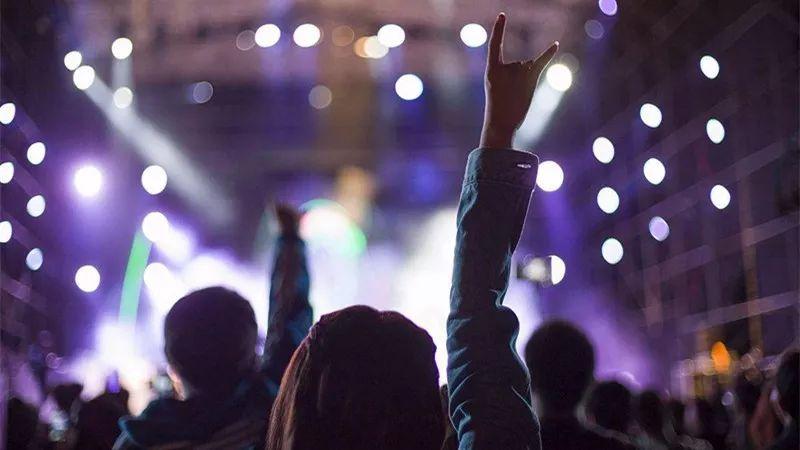 天天躁日日躁狠狠躁av:09-32-36-40-42-47L:30,色情内容是不合法的,违反我国相关的法律法规。我们应该遵守法律和道德准则,远离色情内容。如果您有其他有益身心的娱乐需求,可以寻找一些正规的平台或文化活动,例如观看电影、参加体育运动、学习知识等,以丰富您的生活。