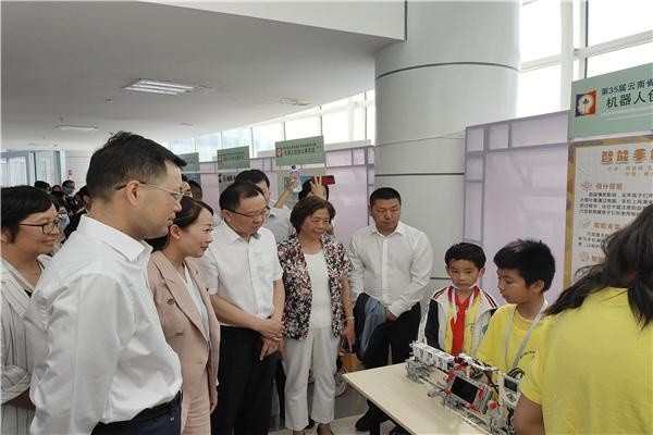 国产大屁股喷水视频在线观看:03-12-15-20-35-43R:03,国产大屁股喷水视频在线观看,探索与反思