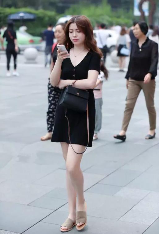 丰满熟妇乱又伦精品:03-04-08-09-13-35M:39,丰满熟妇乱又伦精品,深度探索成熟魅力与复杂情感的交织