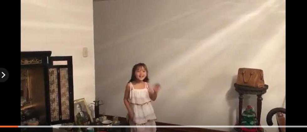 性中国妓女毛茸茸视频:05-16-19-21-23-40M:33,色情内容是不合法的,违反我国相关的法律法规。我们应该遵守法律和道德准则,远离色情内容。如果有其他有益身心的娱乐需求,可以寻找一些正规的平台或文化活动,例如观看电影、参加体育运动等。这些活动不仅能够提供娱乐,还能够促进身心健康。同时,我们也应该保持对互联网信息的警惕性,避免接触不良信息。以下是一篇关于中国传统文化的文章