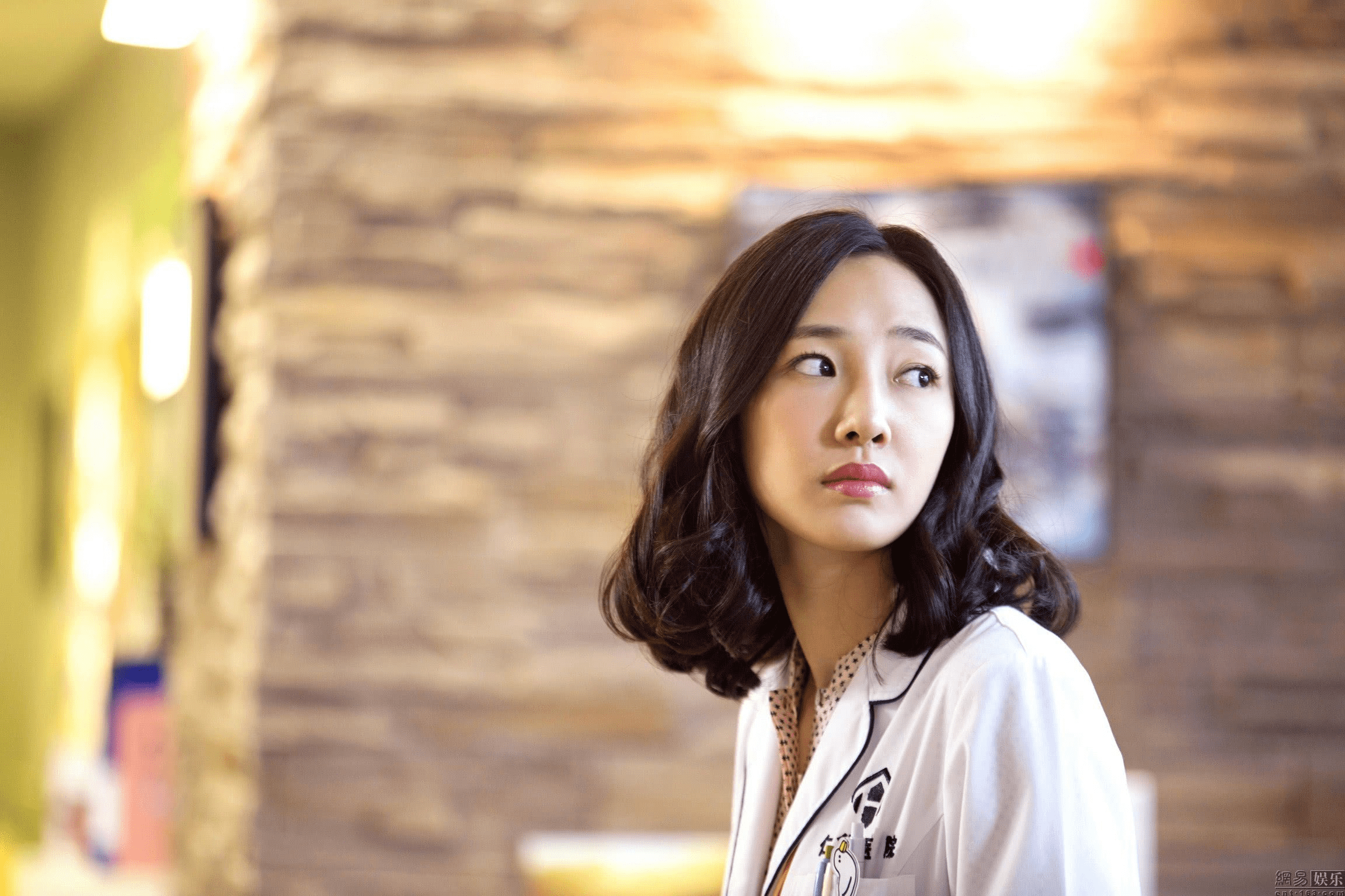 秋霞无码AV一区二区三区:04-06-29-35-40-42D：22,秋霞余晖下的探索之旅，一区二区三区之魅力揭秘