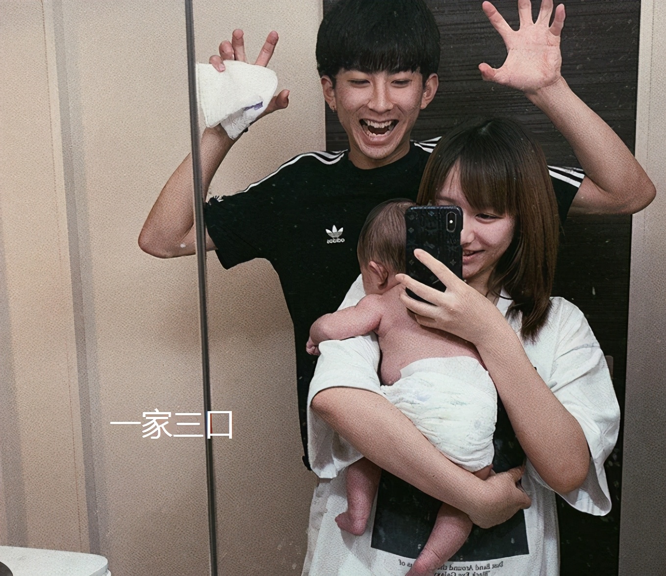 日韩AV片无码一区二区三区:05-06-14-16-37-42R:24,日韩娱乐文化中的AV产业,从一区到三区深度解析