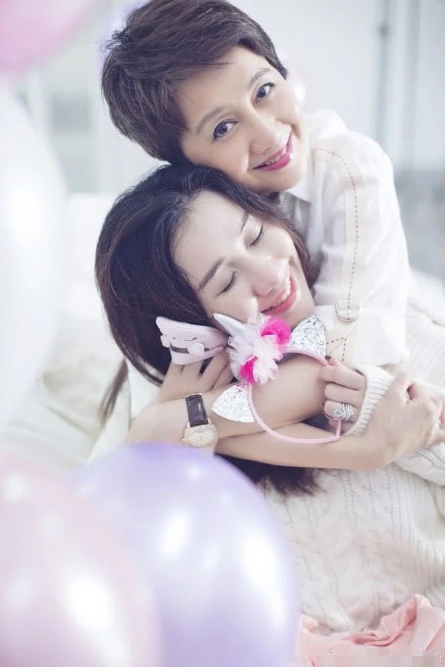 人妻AV中文字幕一区二区三区:15-17-18-29-31-49Q:48,探索成人影视领域,人妻AV中文字幕的不同分区及其内容探讨