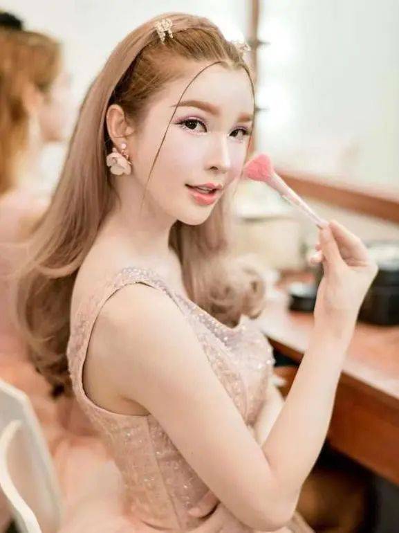 亚洲AV无码一区二区三区人妖:01-24-32-38-42-46Z:29,探索亚洲成人娱乐产业,一区至六区的人妖魅力与多元文化交融