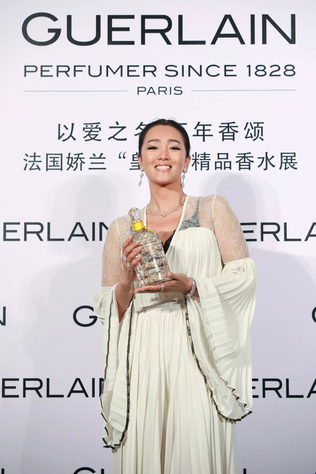 在线观看亚洲精品国产福利片:06-08-15-29-44-49A:33,在线观看亚洲精品国产福利片,探索多元文化中的艺术瑰宝