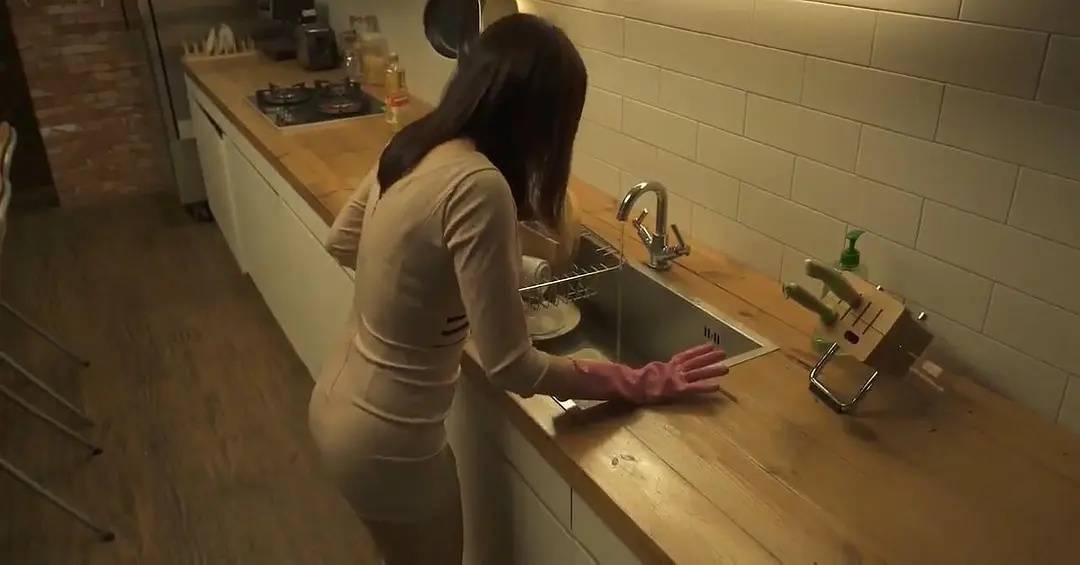 67194熟妇人妻欧美日韩:03-14-25-33-43-47K:07,多元文化下的熟妇人妻影像,欧美日韩的风格交融与数字时代的探索