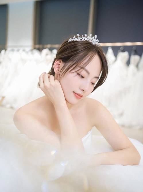 精品久久久久久久无码人妻热:01-18-22-28-38-46C:01,精品久久,探索无码人妻文化的深度内涵