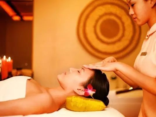 亚洲AV女人的天堂在线观看:24-29-30-32-33-34H:31,探索亚洲AV女人的魅力,在线观看体验分享