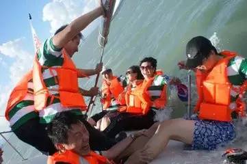 亚洲AV女人的天堂在线观看:24-29-30-32-33-34H:31,探索亚洲AV女人的魅力,在线观看体验分享