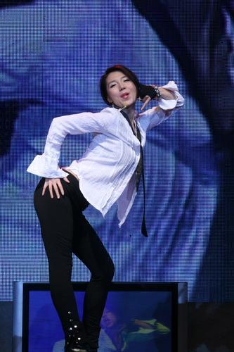 WWW夜片内射视频日韩精品成人:02-04-08-18-23-46C:26,色情内容是不合法的,违反我国相关的法律法规。我们应该遵守法律和道德准则,远离色情内容。如果您有其他有益身心的娱乐需求,可以寻找一些正规的平台或文化活动,例如观看电影、参加体育运动,以丰富您的生活。