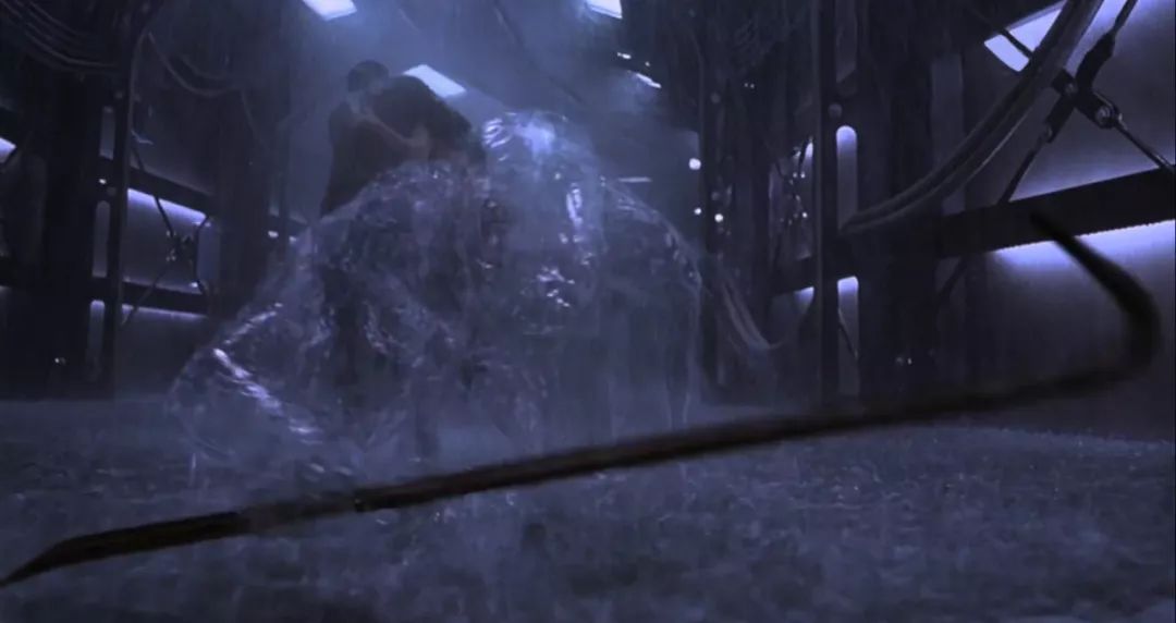 国产精品自在在线午夜出白浆:09-17-19-22-40-45N：23,国产精品自在在线午夜出白浆，探索真实与欲望的交融时刻