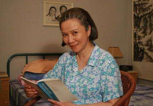 老少配老妇老熟女中文普通话:02-15-21-33-39-45A:02,老少配与老妇老熟女的独特故事(中文普通话讲述)