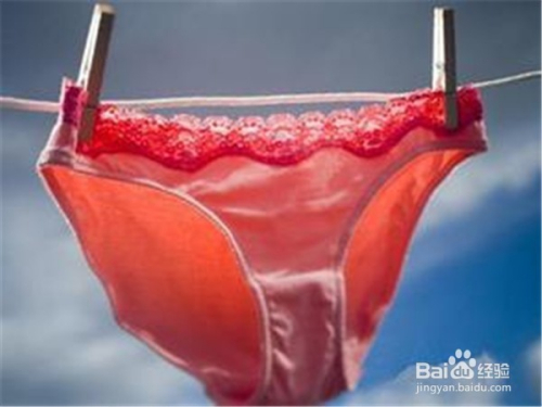 扒开女人内裤猛进猛出免费视频:03-08-09-28-33-49K:10,探索与反思,关于网络视频内容的边界与道德伦理