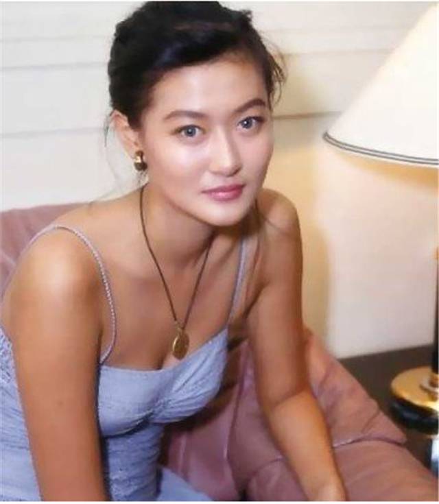 亚洲高清成人AV电影网站:08-30-35-38-39-41M:40,探索亚洲高清成人AV电影网站,一场视觉盛宴的深度解析(08-30-35-38-39-41M)