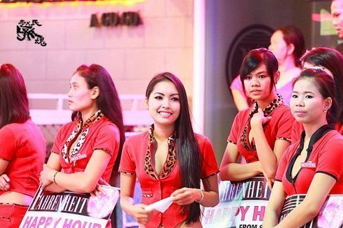 久久精品夜色噜噜亚洲A∨:01-15-16-33-43-47M:16,久久精品夜色噜噜亚洲的独特魅力与多彩文化之旅(文章纯属虚构)